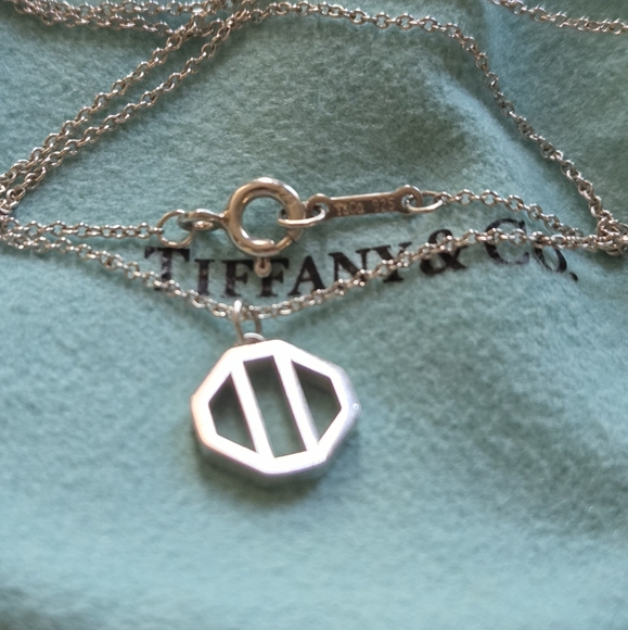 Tiffany & Co Sterling Silver Pablo Picasso Zellige Necklace - Picture 4 of 6